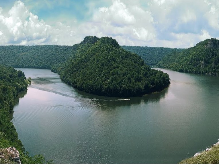 гора Шапка Мономаха